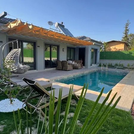 Yesiluezuemlue Villalari * Fethiye