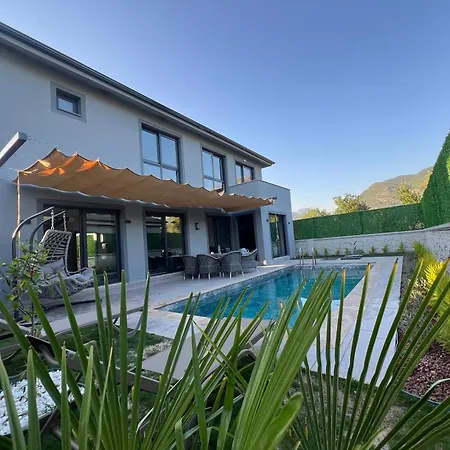 Yesiluezuemlue Villalari Villa Fethiye