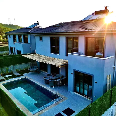 Yesiluezuemlue Villalari Villa Fethiye